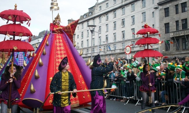 Parade de la Saint Patrick, à Dublin en 2011, Irlande © Escapades Celtique